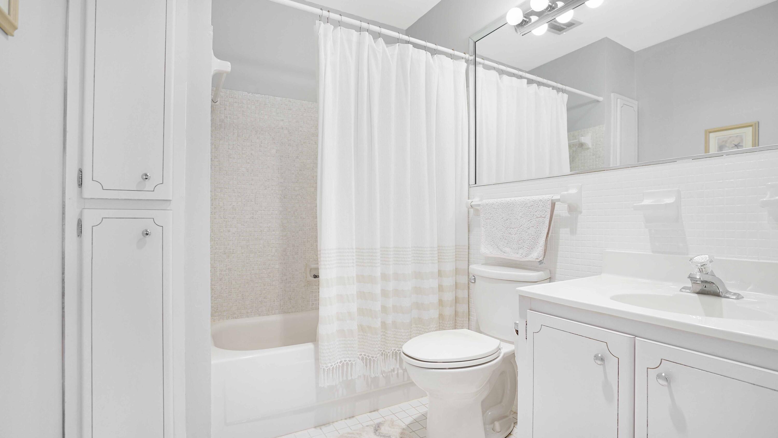 400 S Cypress Road 428 Property Photo 17