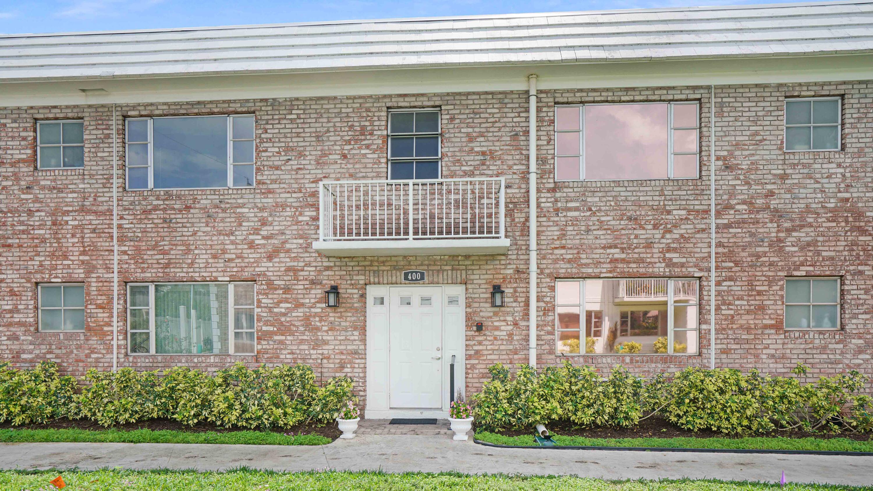 400 S Cypress Road 428 Property Photo 23