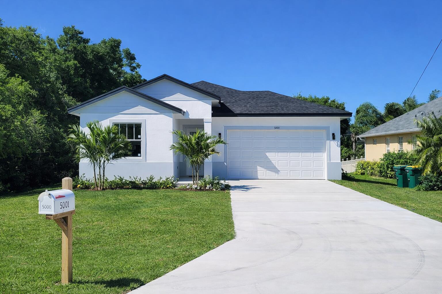 500 Sunset Road N Property Photo 1