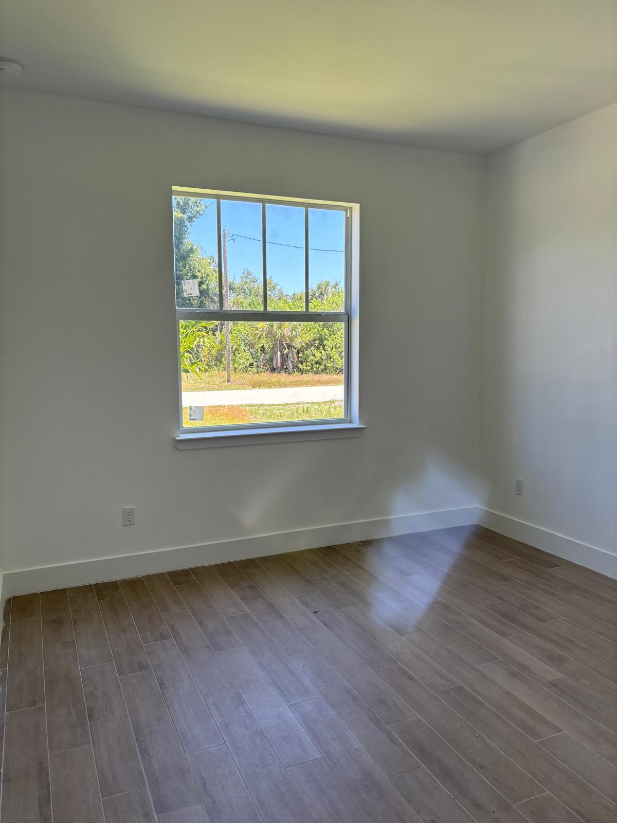 500 Sunset Road N Property Photo 9