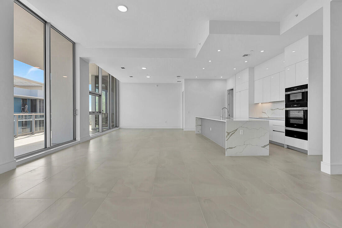 220 Lake Shore Drive 2411 Property Photo 9