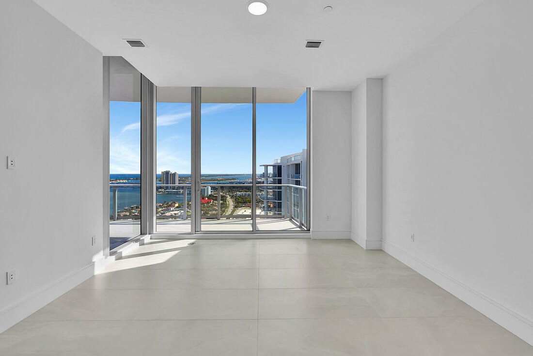 220 Lake Shore Drive 2411 Property Photo 12