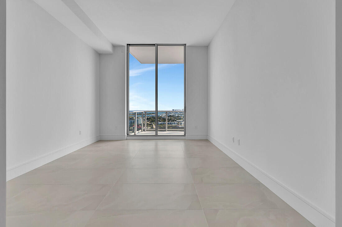220 Lake Shore Drive 2411 Property Photo 18