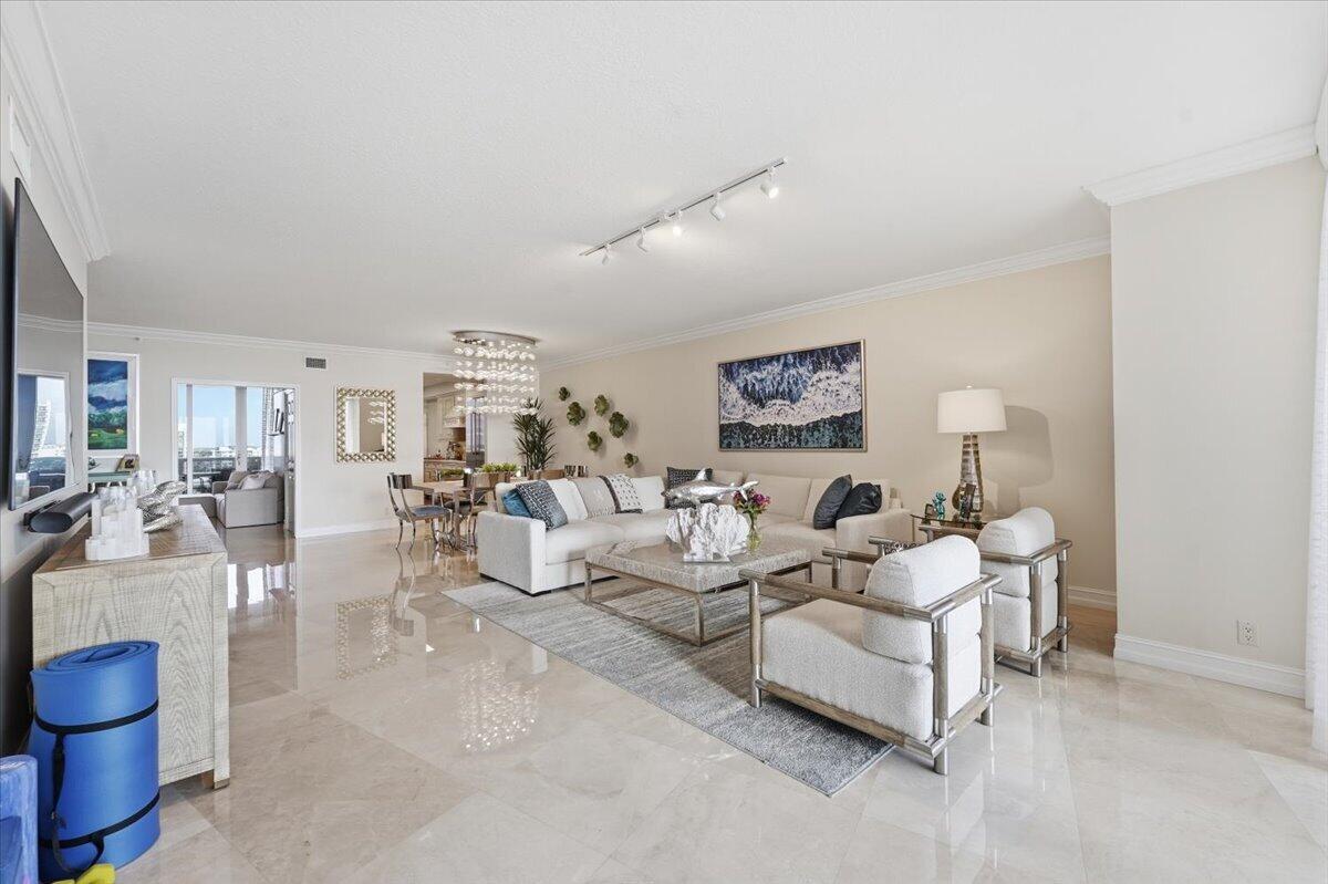 3200 N Ocean Boulevard N 703
