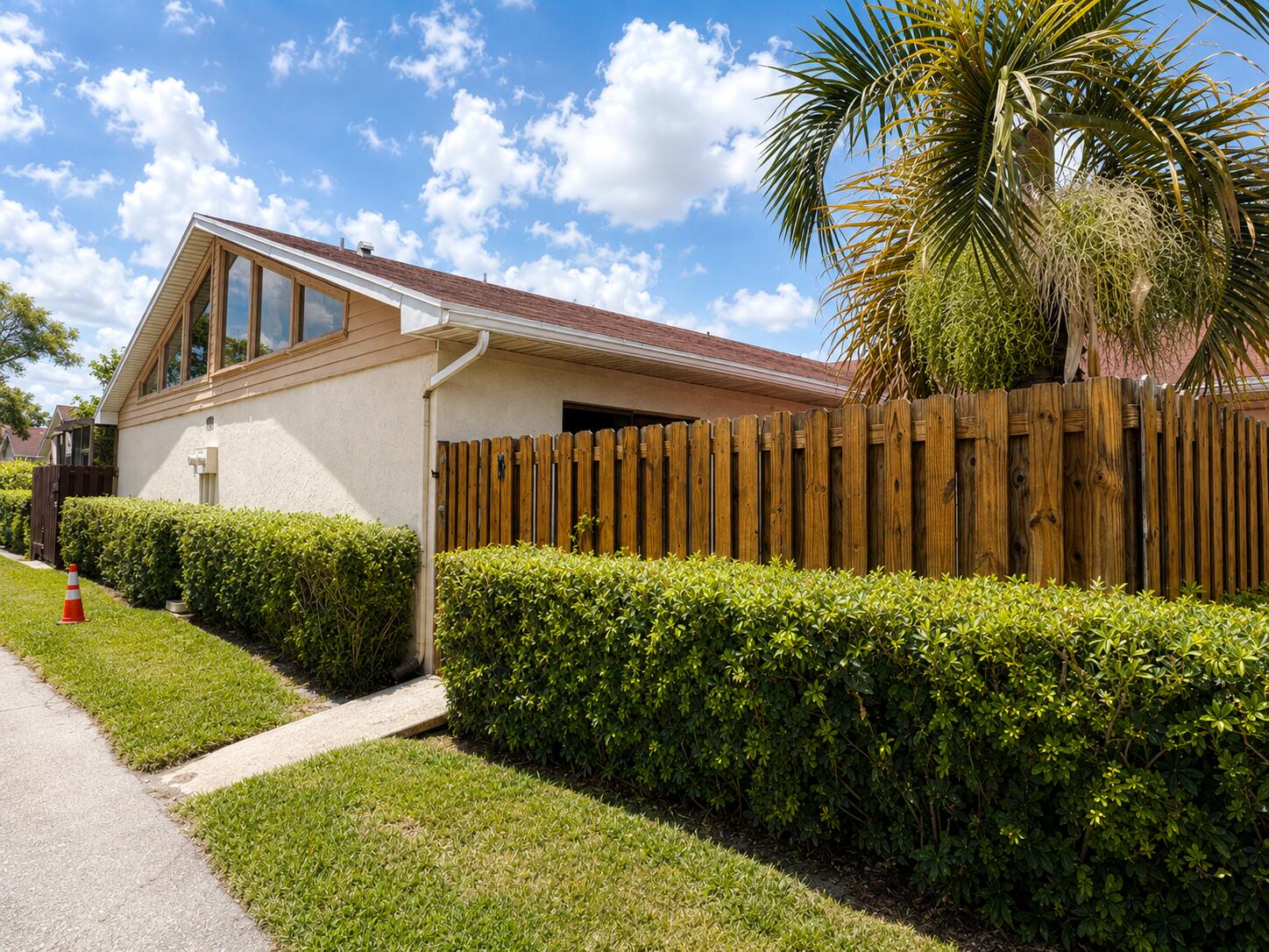 4373 Woodstock Drive D Property Photo 1