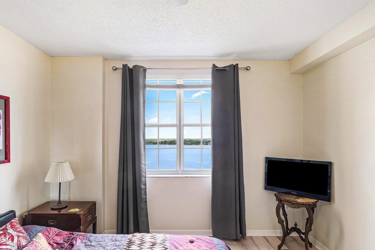 616 Clearwater Park Road 1206 Property Photo 15