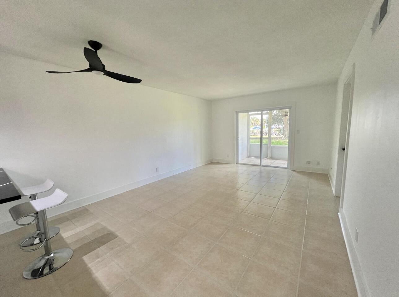 2615 Garden Drive N 104 Property Photo 10