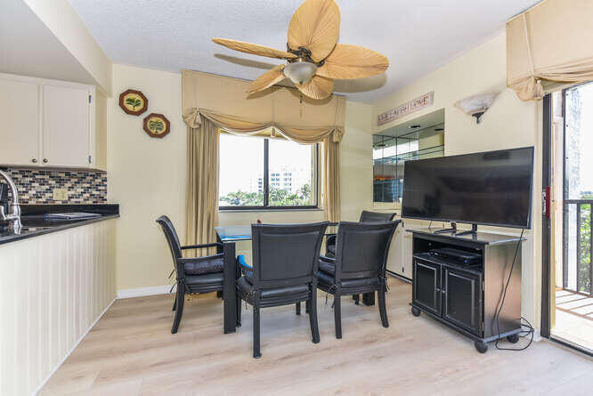 1605 S Us Highway 1 F401 Property Photo 8