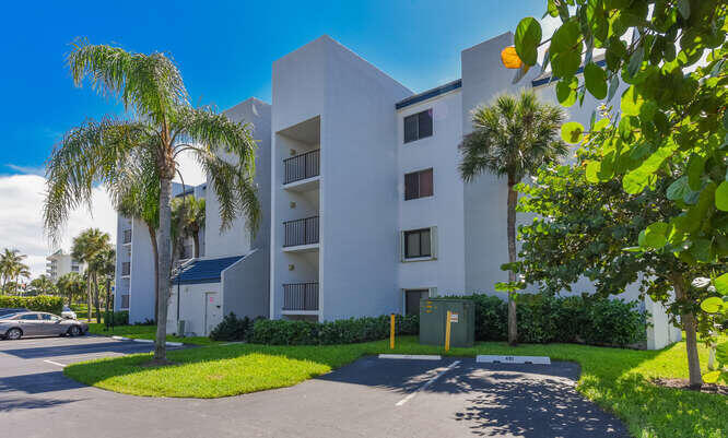 1605 S Us Highway 1 F401 Property Photo 26