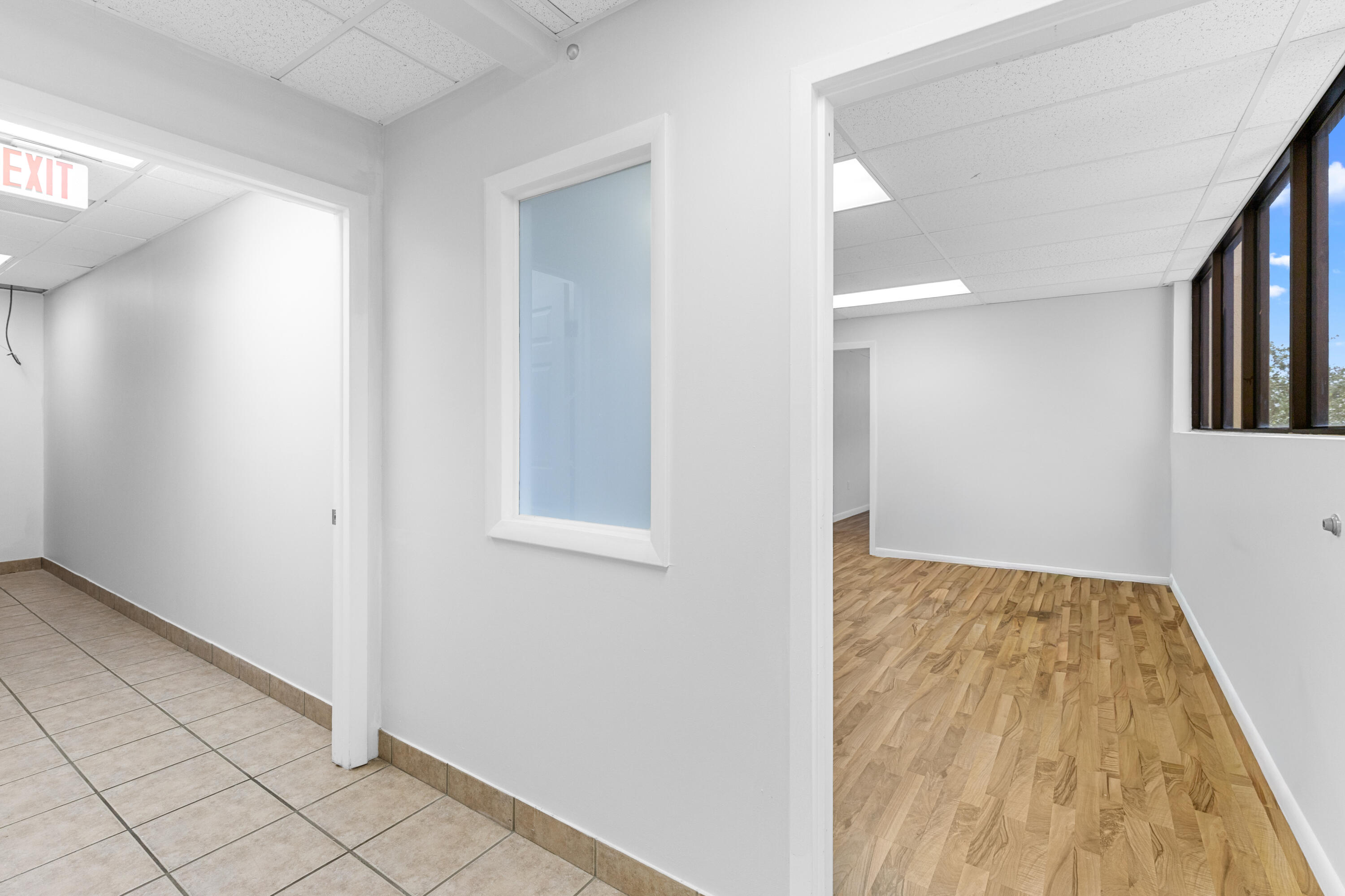 7777 Davie Road Extension 200b Property Photo 6