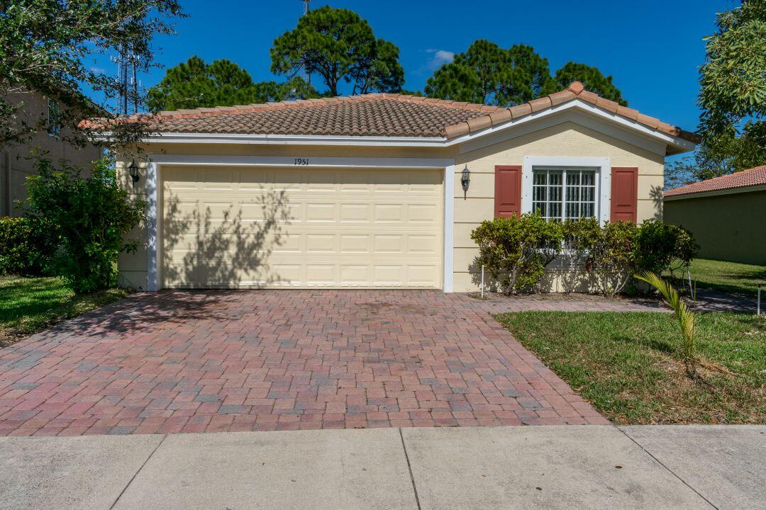 1951 SW Newport Isles Boulevard