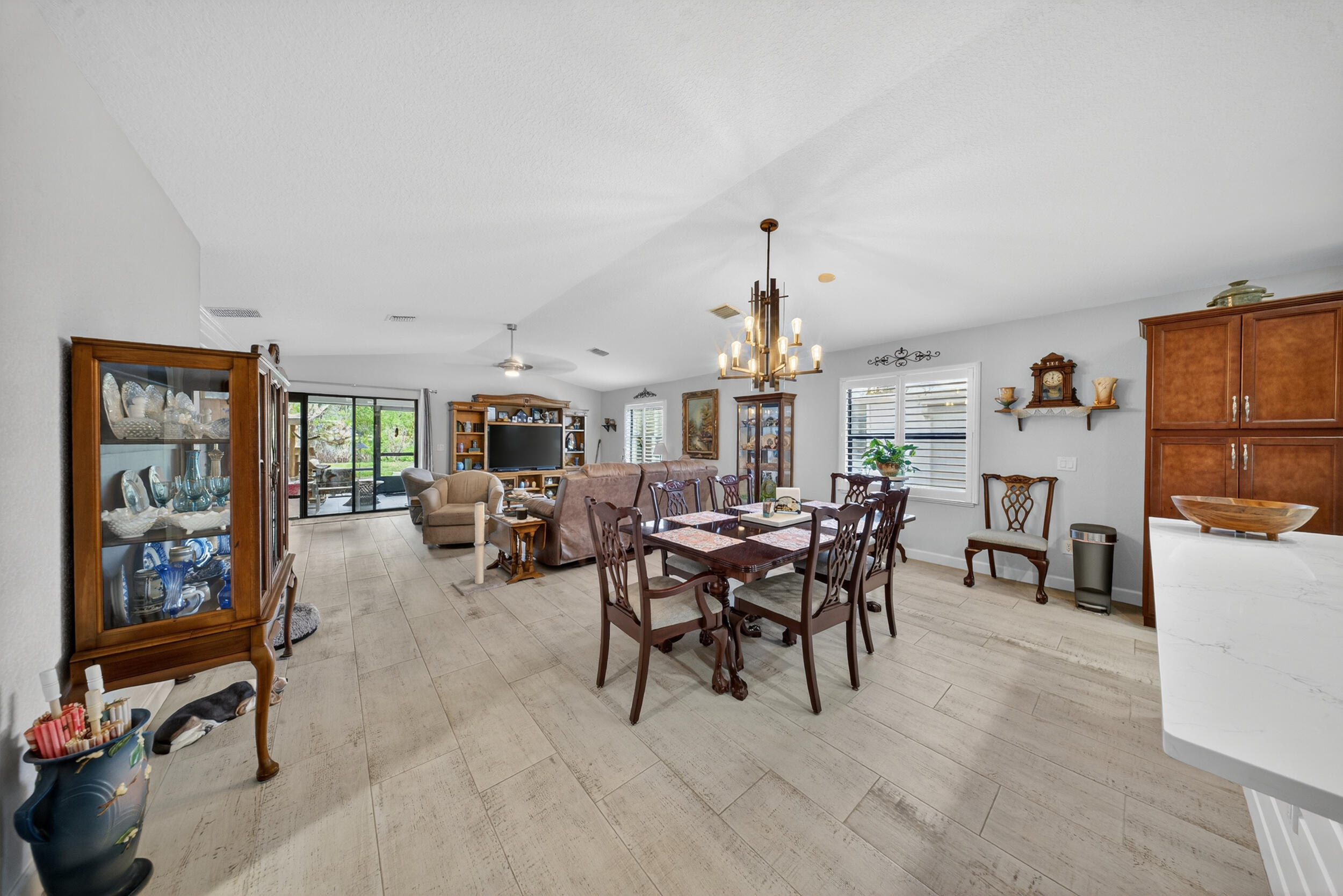 184 Mediterranean Boulevard N Property Photo 15