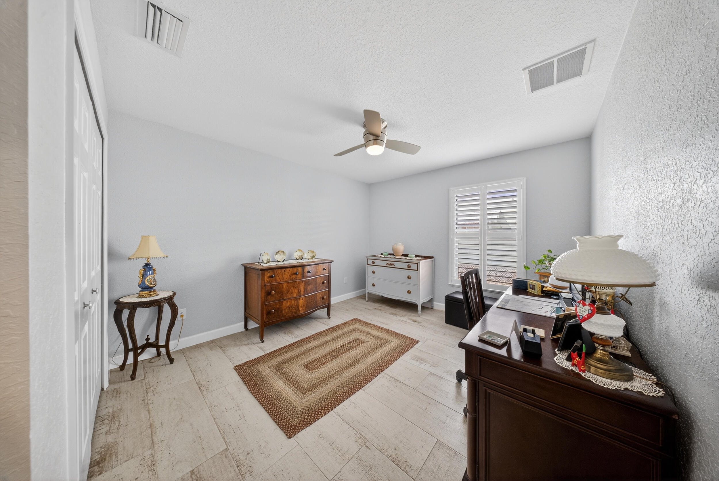 184 Mediterranean Boulevard N Property Photo 19