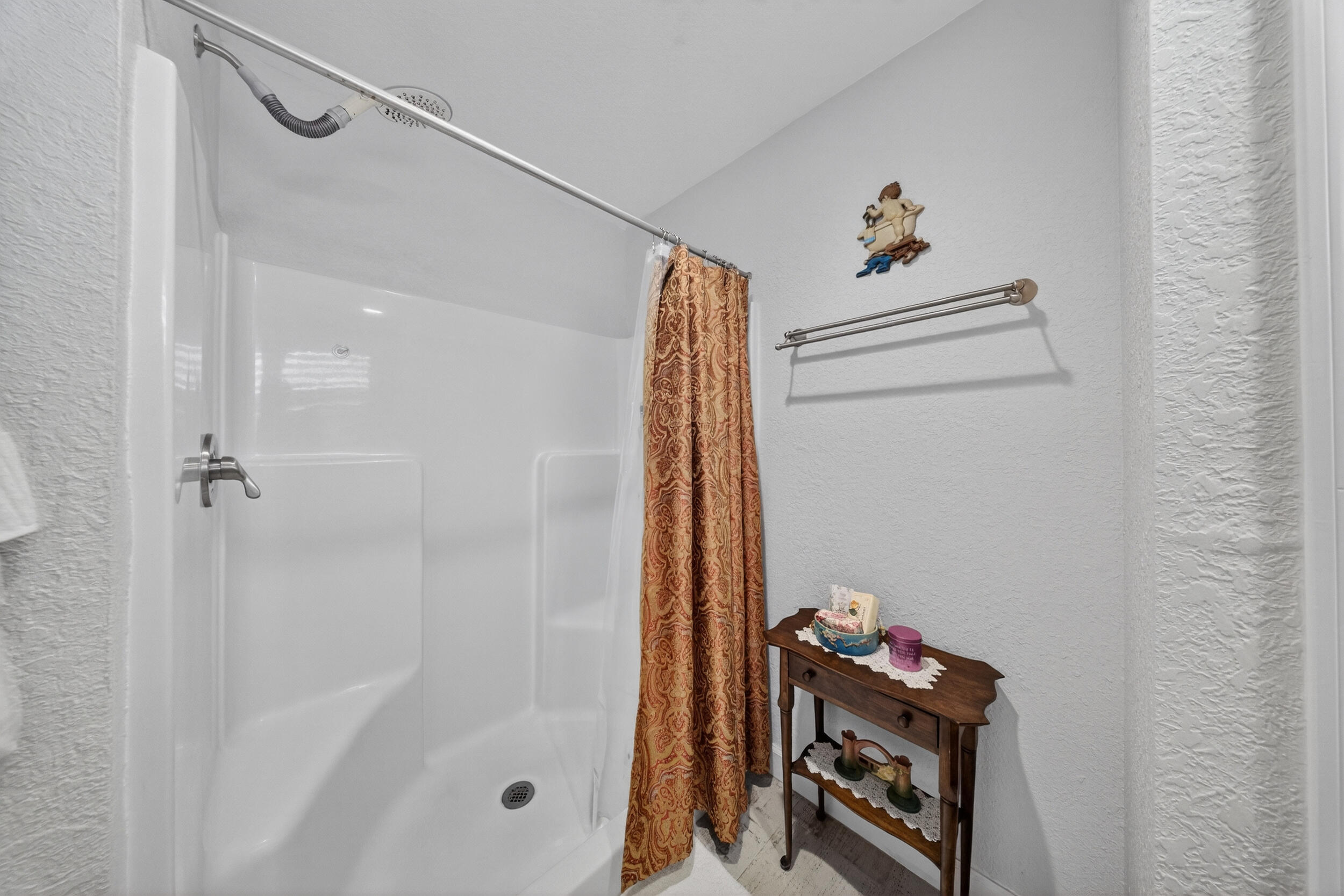 184 Mediterranean Boulevard N Property Photo 26