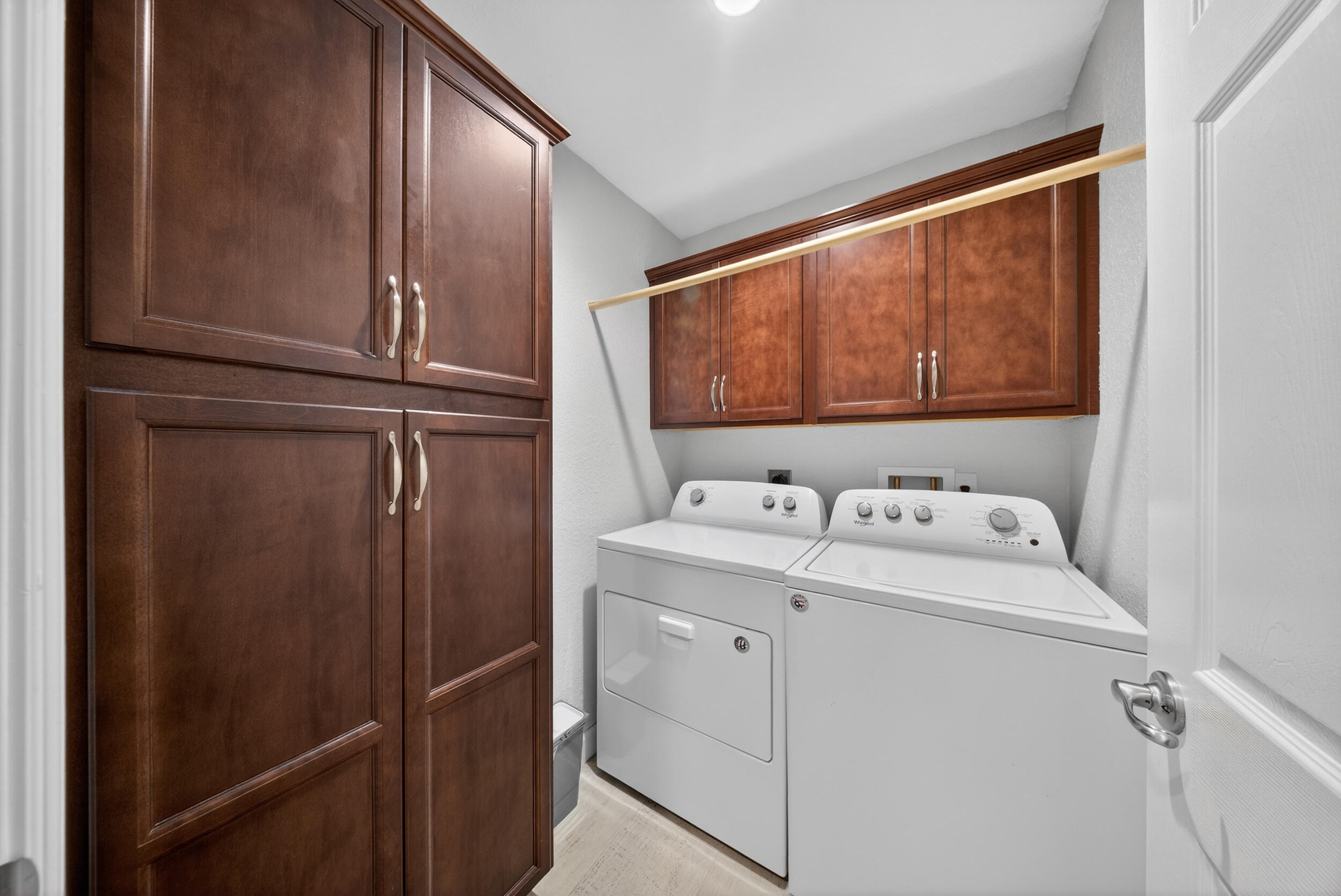 184 Mediterranean Boulevard N Property Photo 28