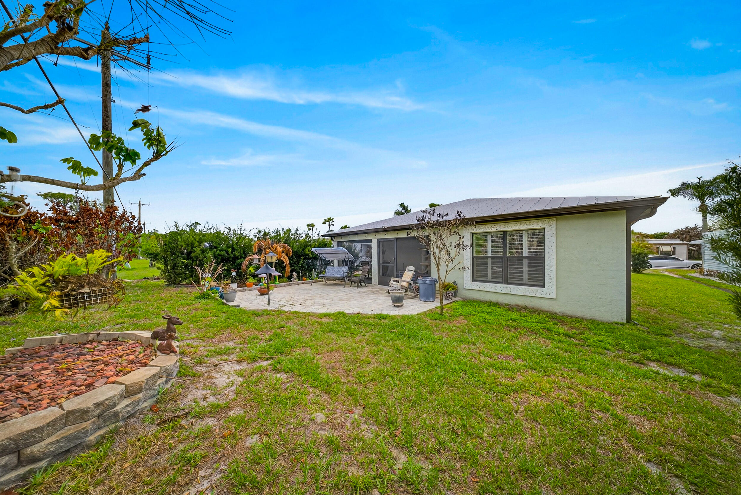 184 Mediterranean Boulevard N Property Photo 31