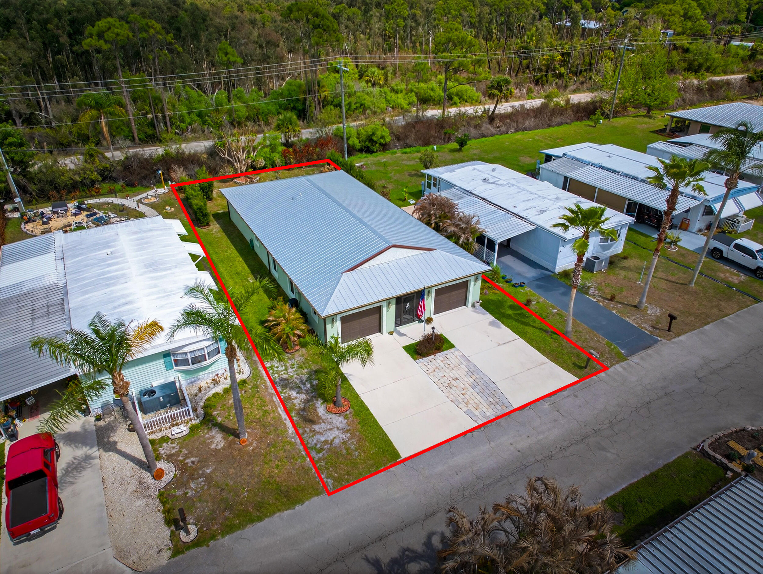 184 Mediterranean Boulevard N Property Photo 36