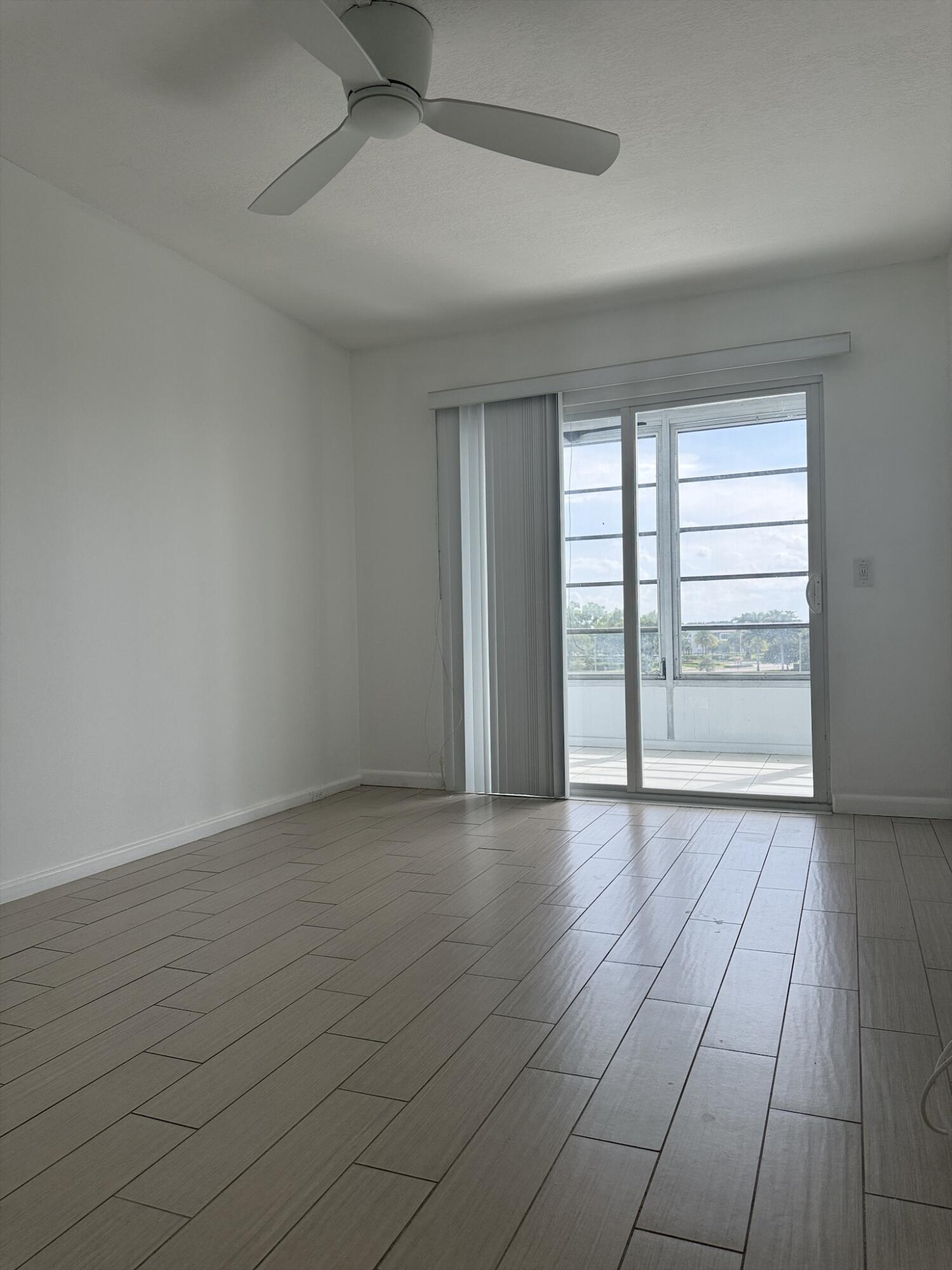 4085 Cornwall E Property Photo 12