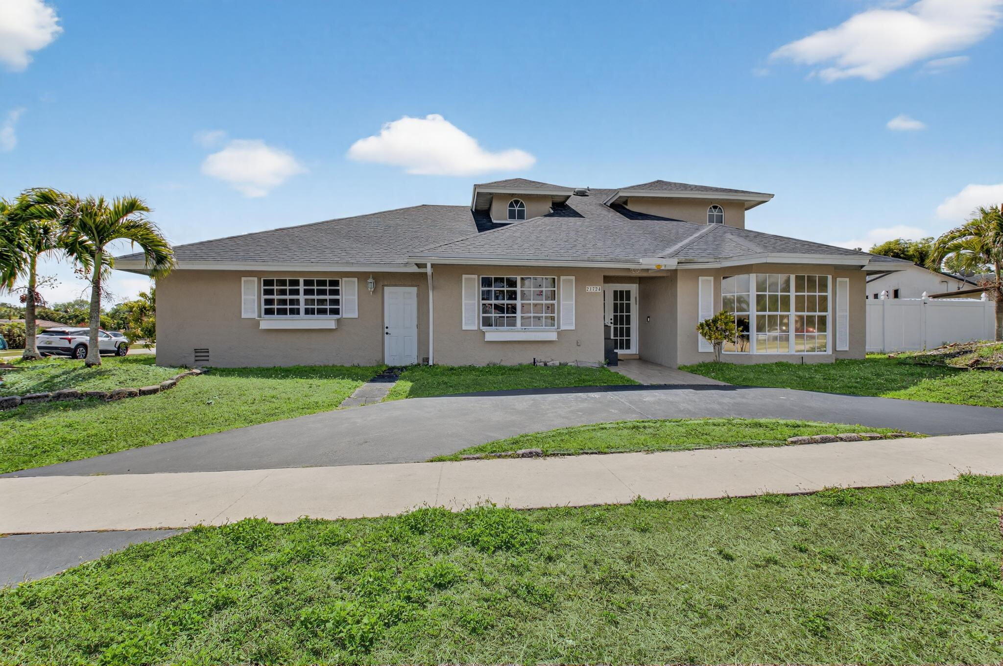 21724 Little Bear Way Property Photo 2