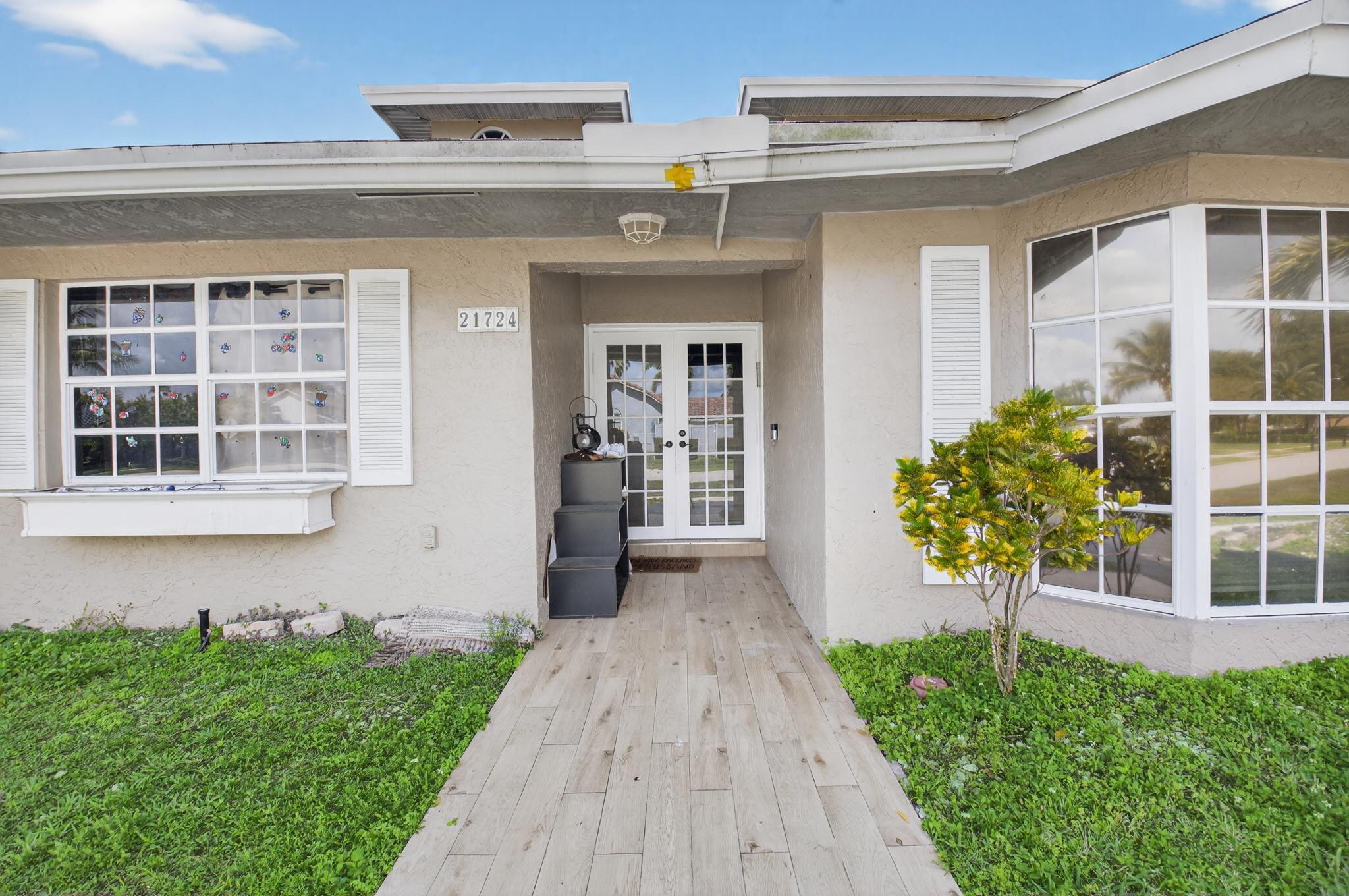 21724 Little Bear Way Property Photo 10