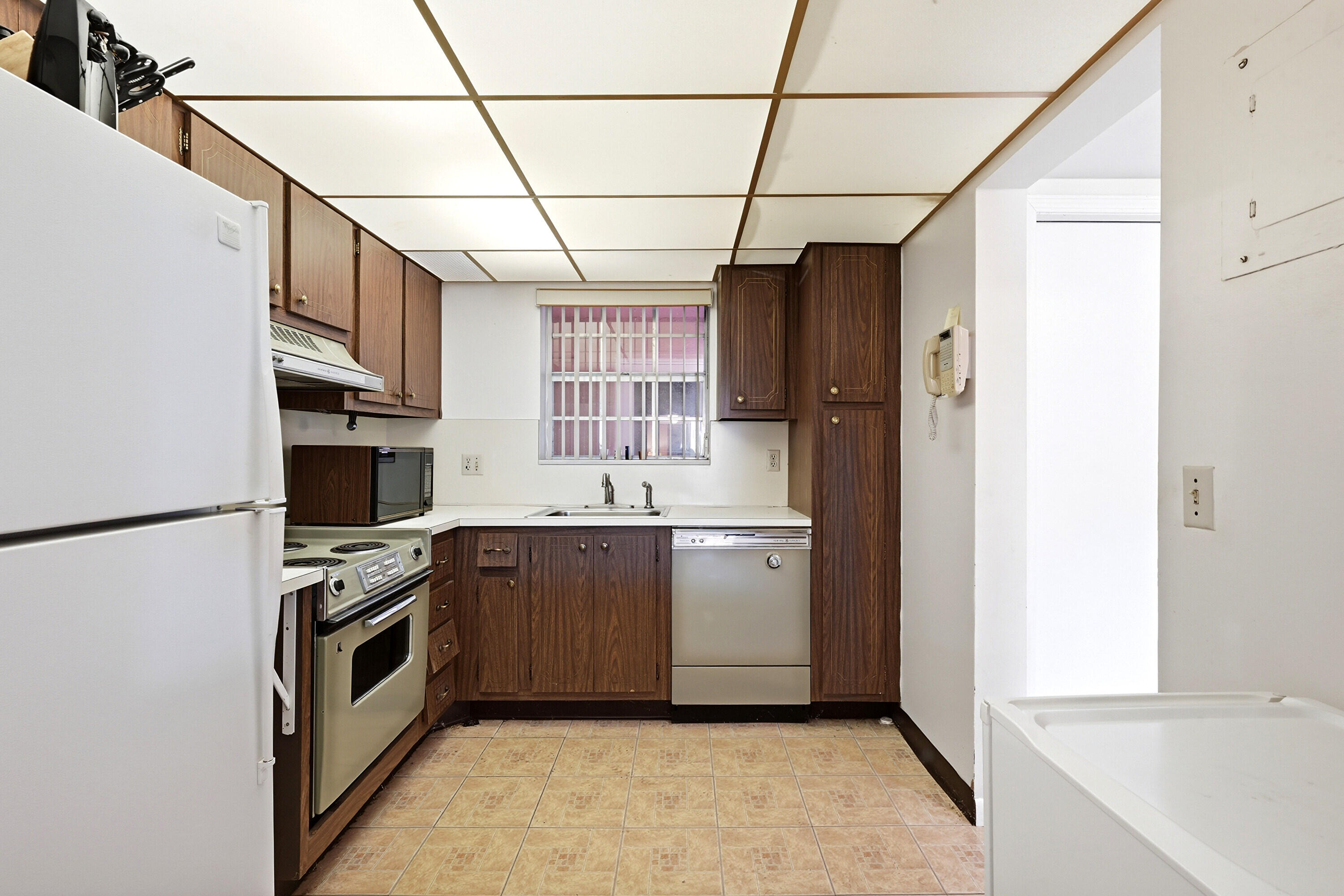 630 Tennis Club Drive 204 Property Photo 5