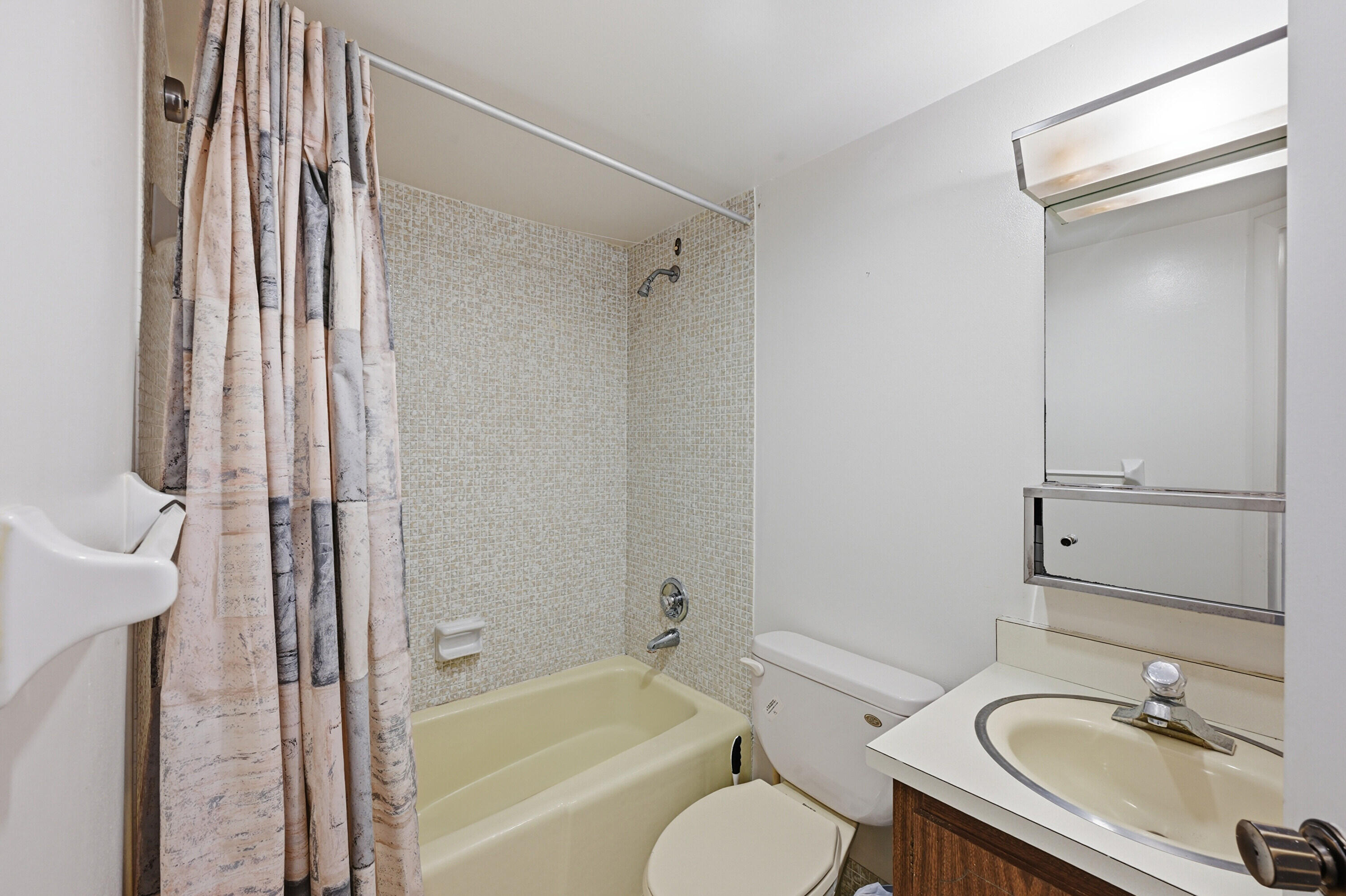 630 Tennis Club Drive 204 Property Photo 16
