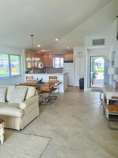 311 Club Drive Property Photo 5