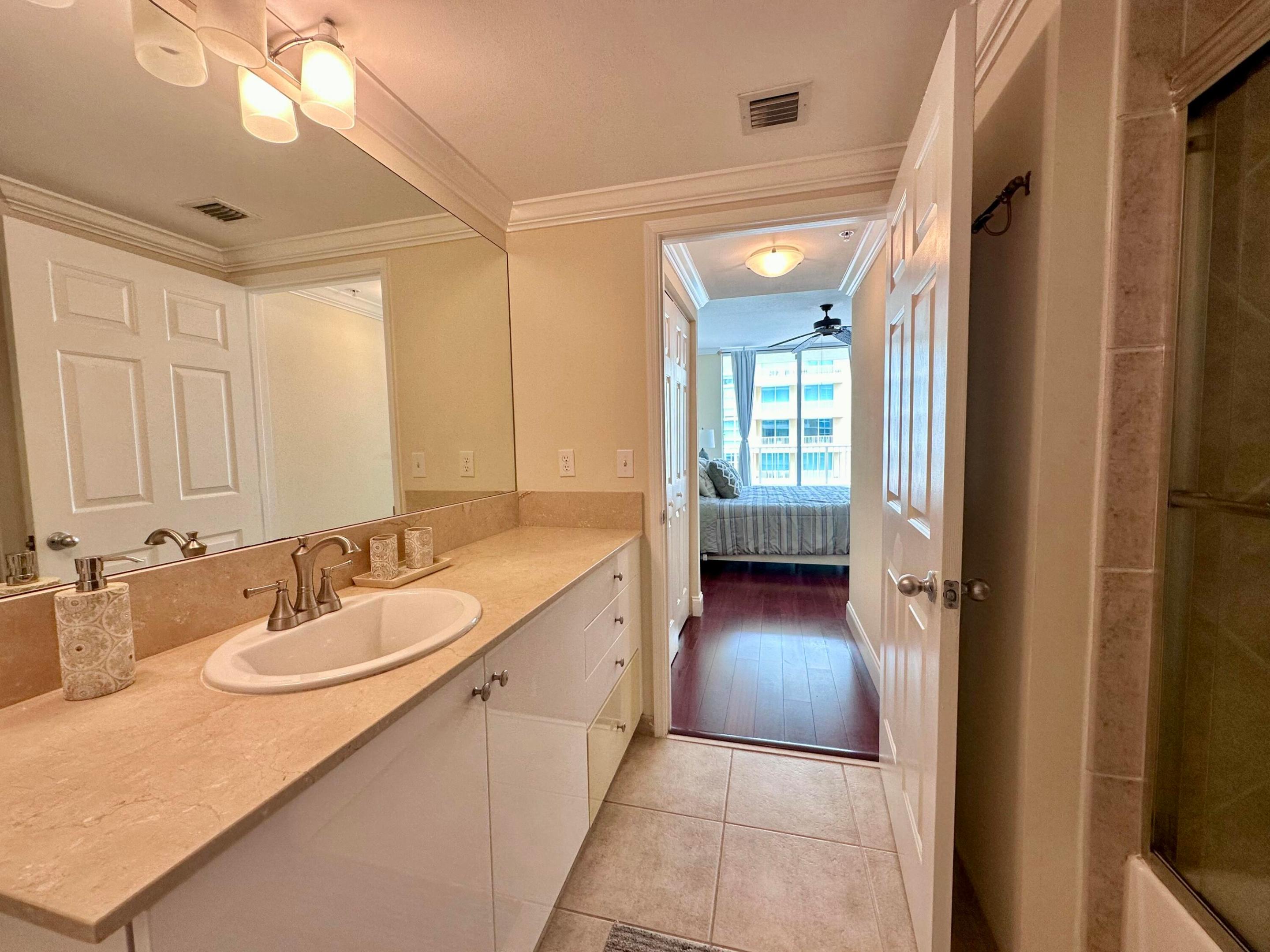 700 E Boynton Beach Boulevard 1203 Property Photo 6