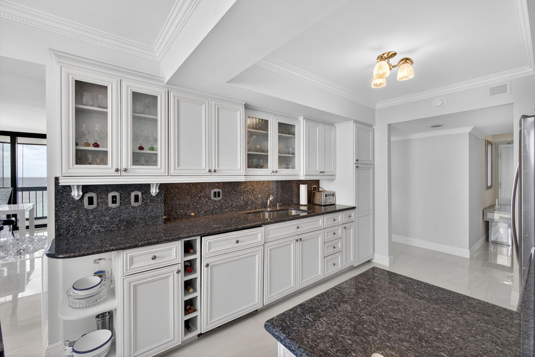 5380 N Ocean Drive 12e Property Photo 17