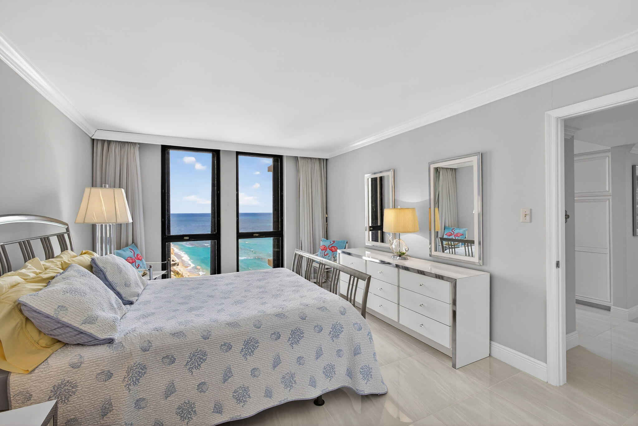5380 N Ocean Drive 12e Property Photo 19
