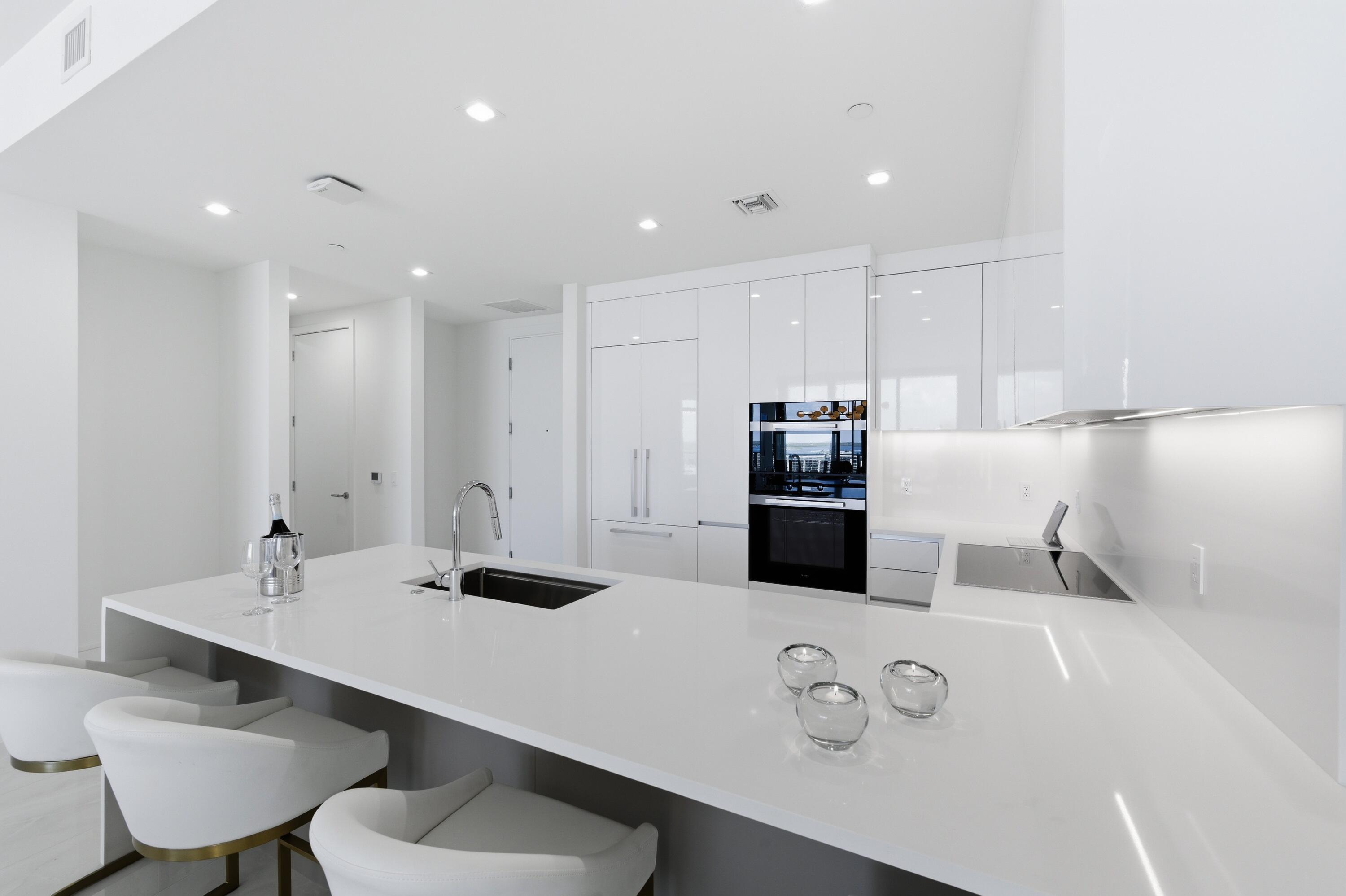 220 Lake Shore Drive 1205 Property Photo 14