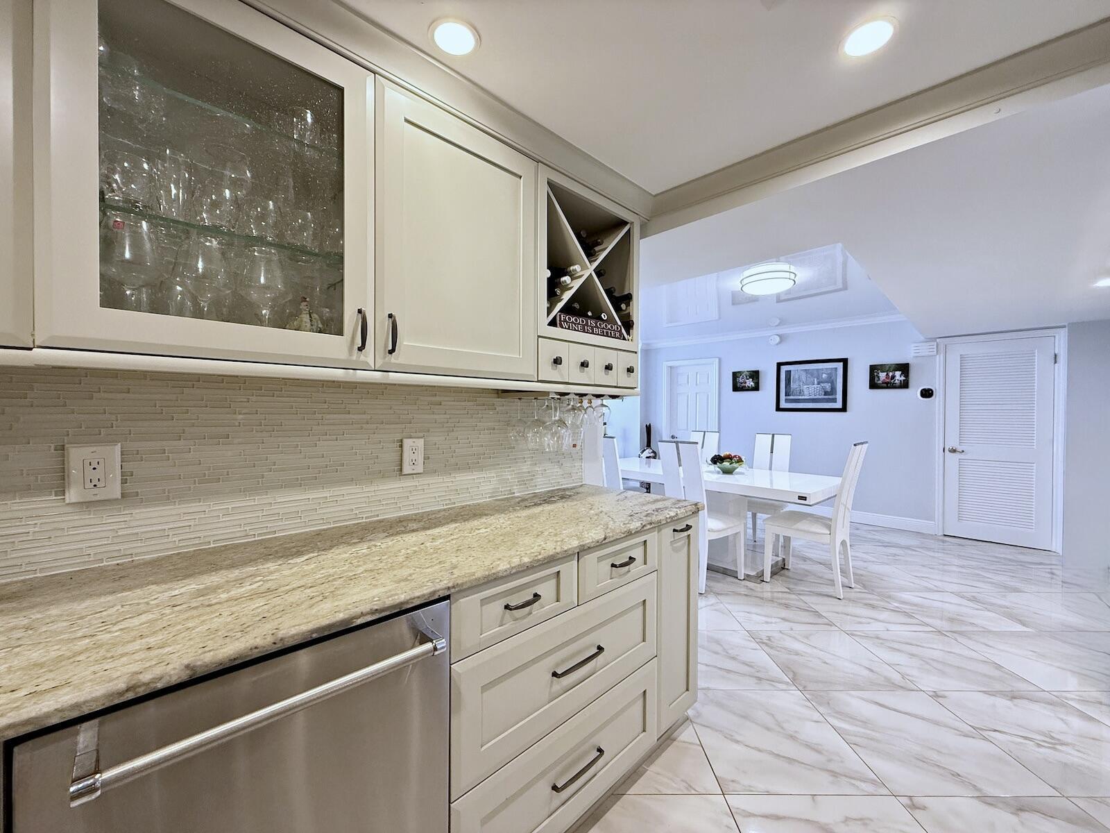 3546 S Ocean Boulevard 305 Property Photo 7