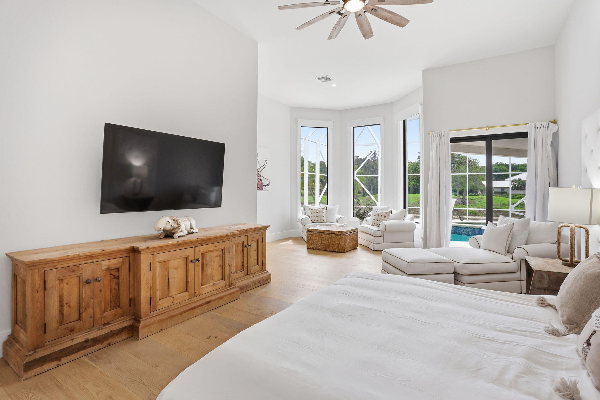 11180 Isle Brook Court Property Photo 16