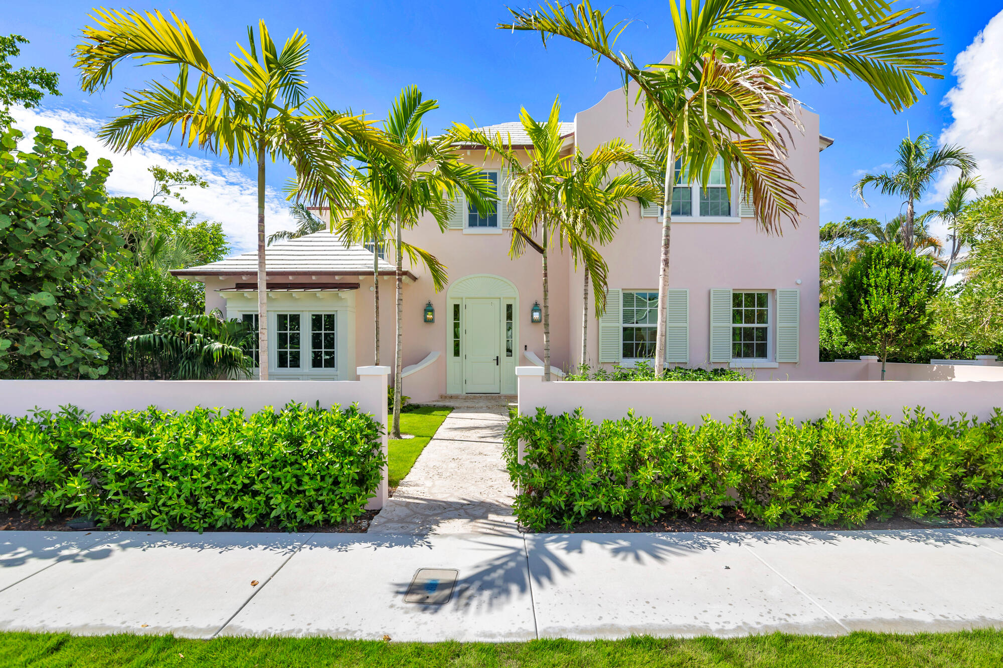 234 Summa Street Property Photo 1