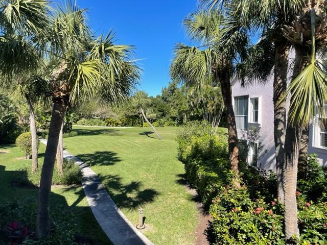 4306 Fairway Drive N Property Photo 3