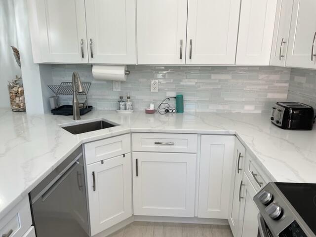 4306 Fairway Drive N Property Photo 11