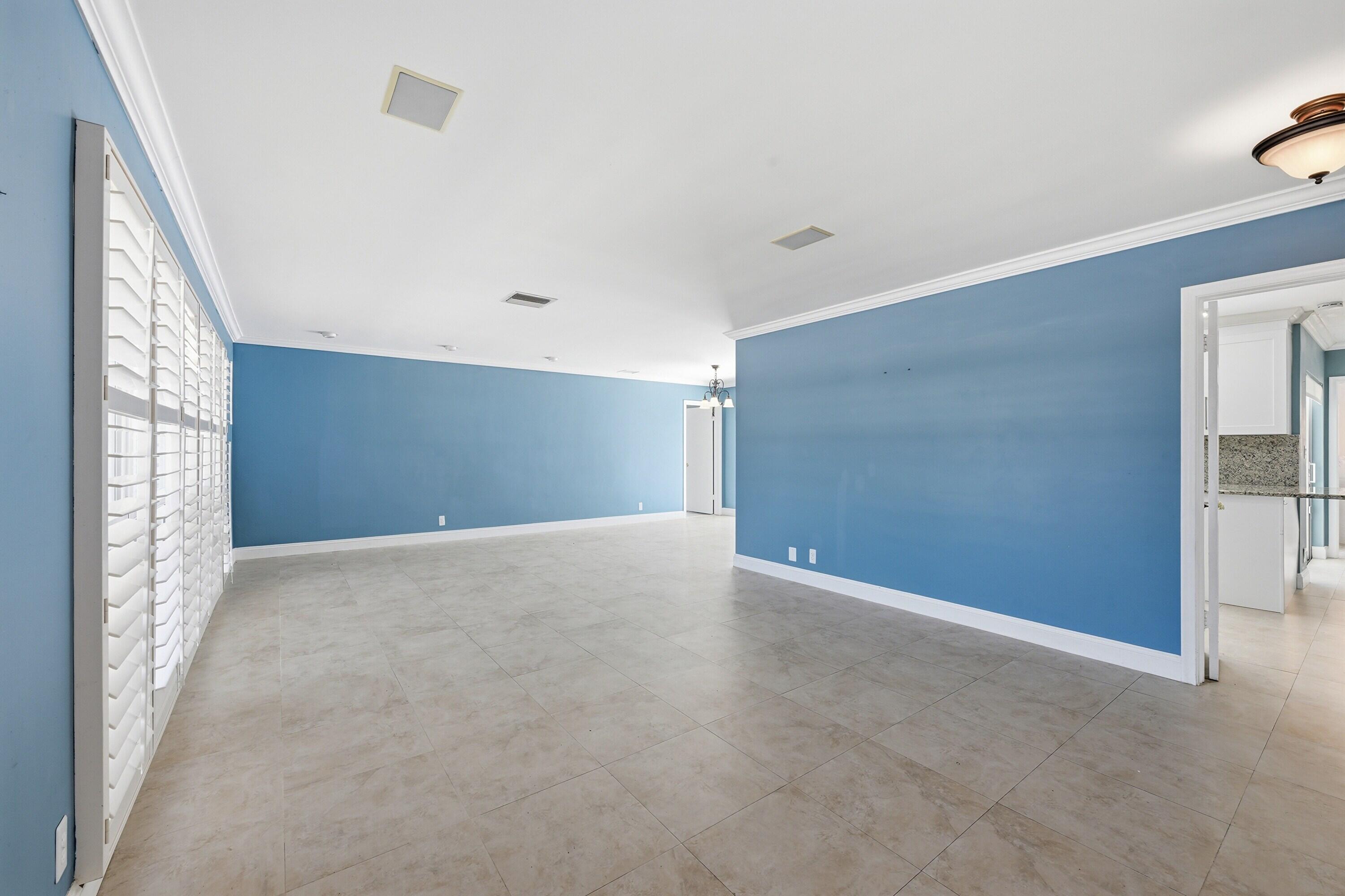 2810 Ne 52nd Street Property Photo 18