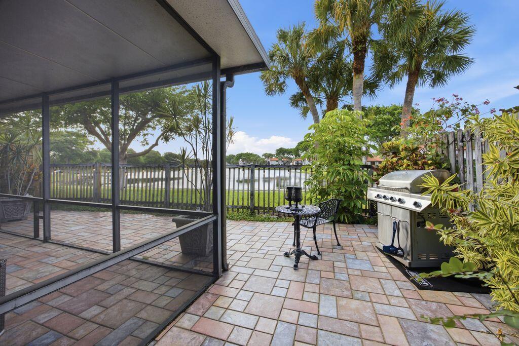 5544 Fox Hollow Drive Property Photo 22