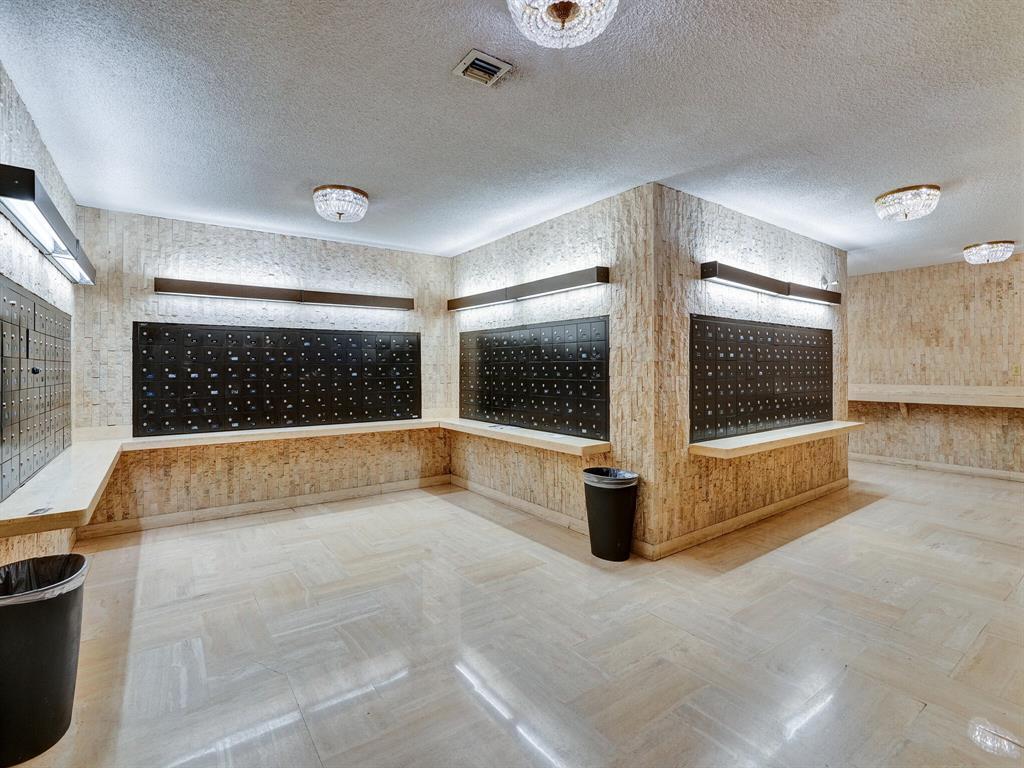 2500 Parkview Drive 1112 Property Photo 39
