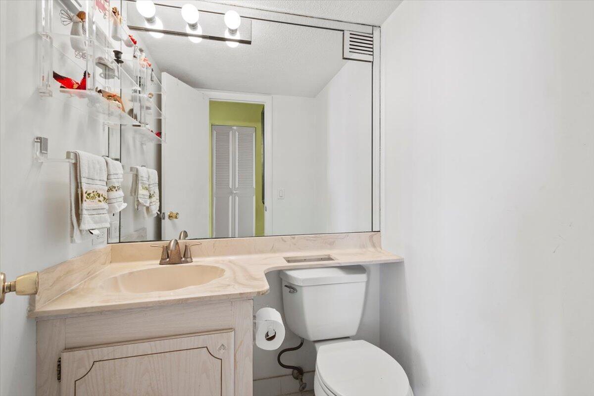 3450 S Ocean Boulevard 8120 Property Photo 25