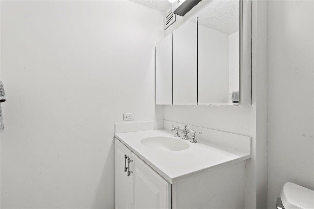 3450 S Ocean Boulevard 8120 Property Photo 29