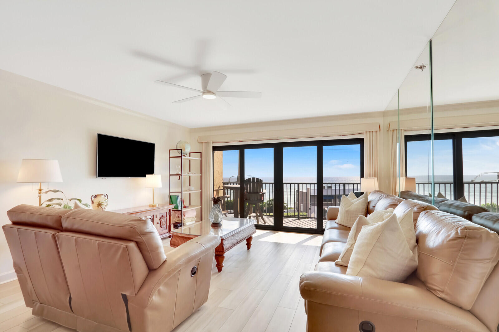1055 Ocean Drive 403 Property Photo 3