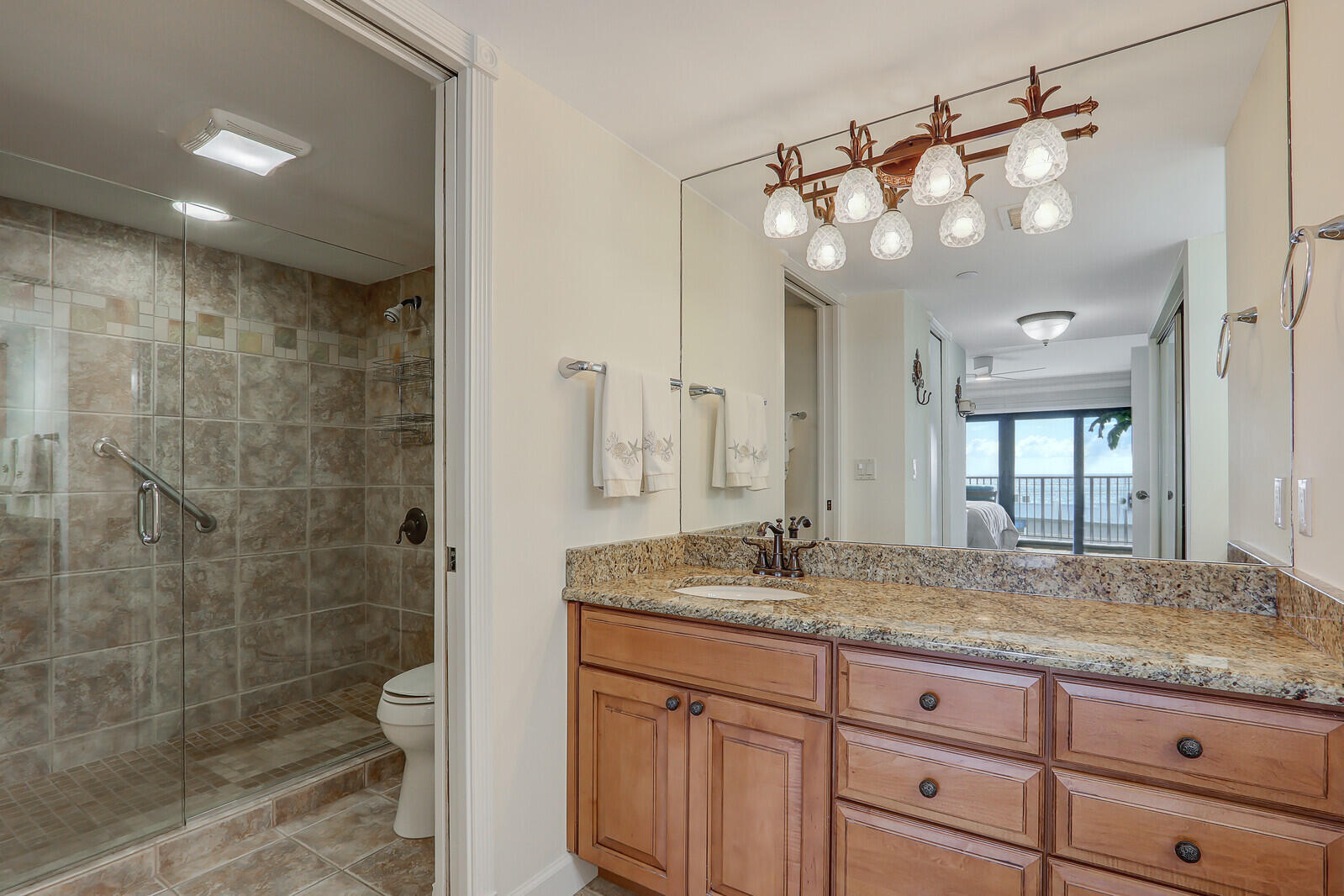 1055 Ocean Drive 403 Property Photo 15