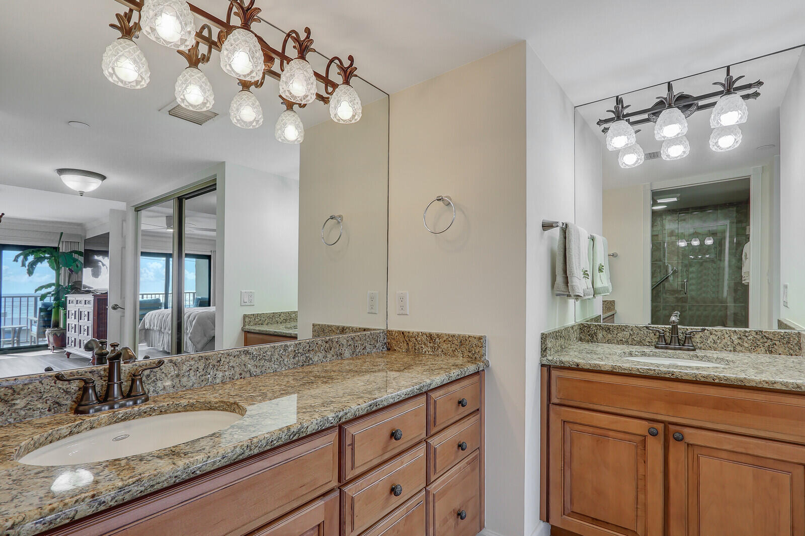 1055 Ocean Drive 403 Property Photo 16