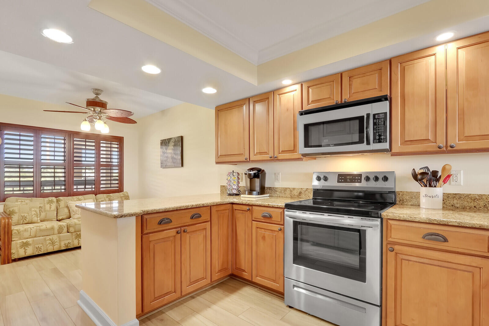1055 Ocean Drive 403 Property Photo 19