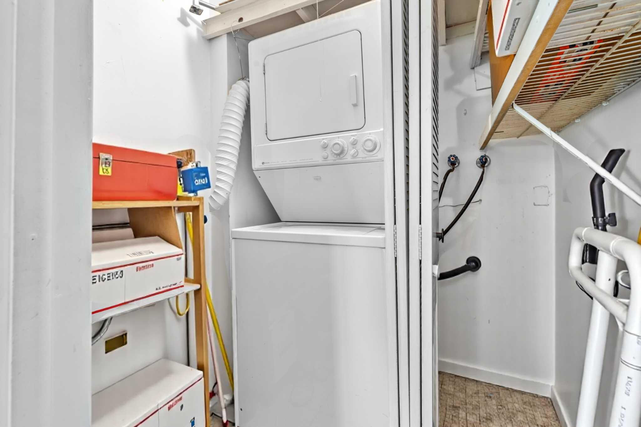 344 Piedmont H Property Photo 25