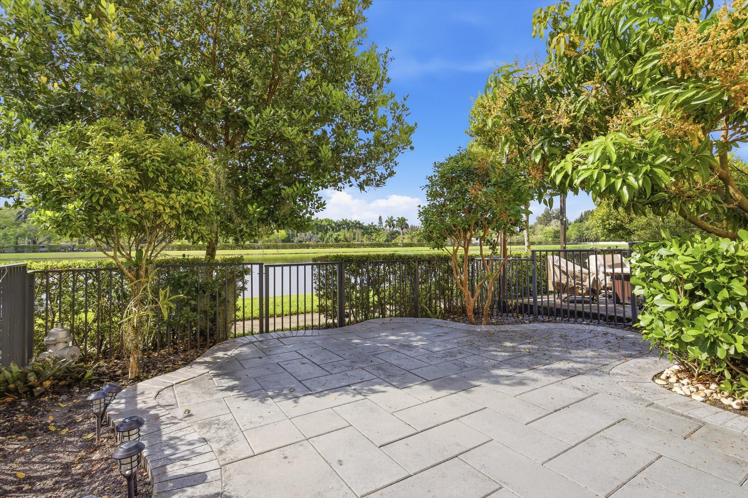 5884 Mustang Manor Property Photo 3