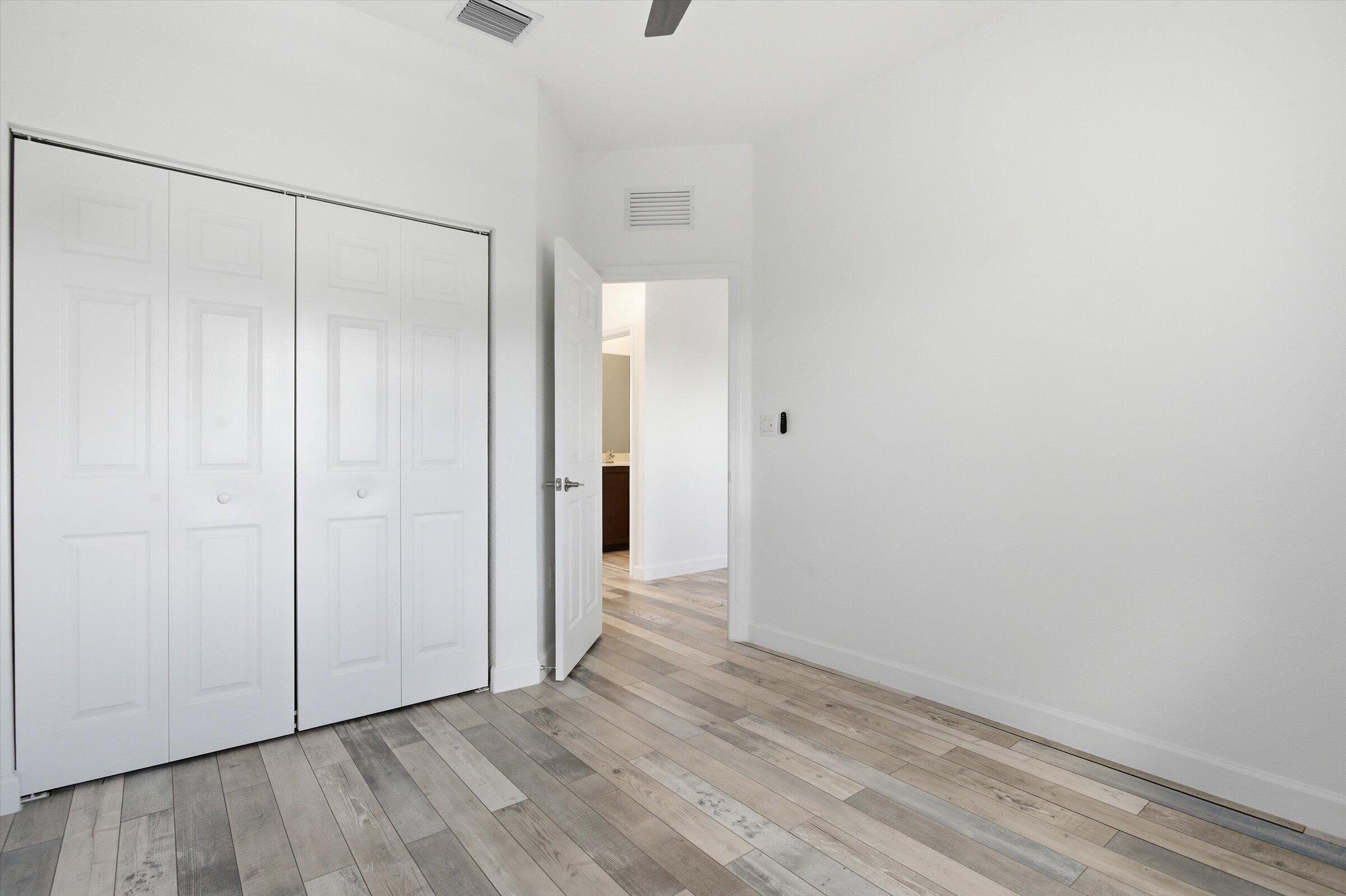 5884 Mustang Manor Property Photo 13