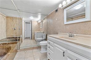 1000 Parkview Drive 507