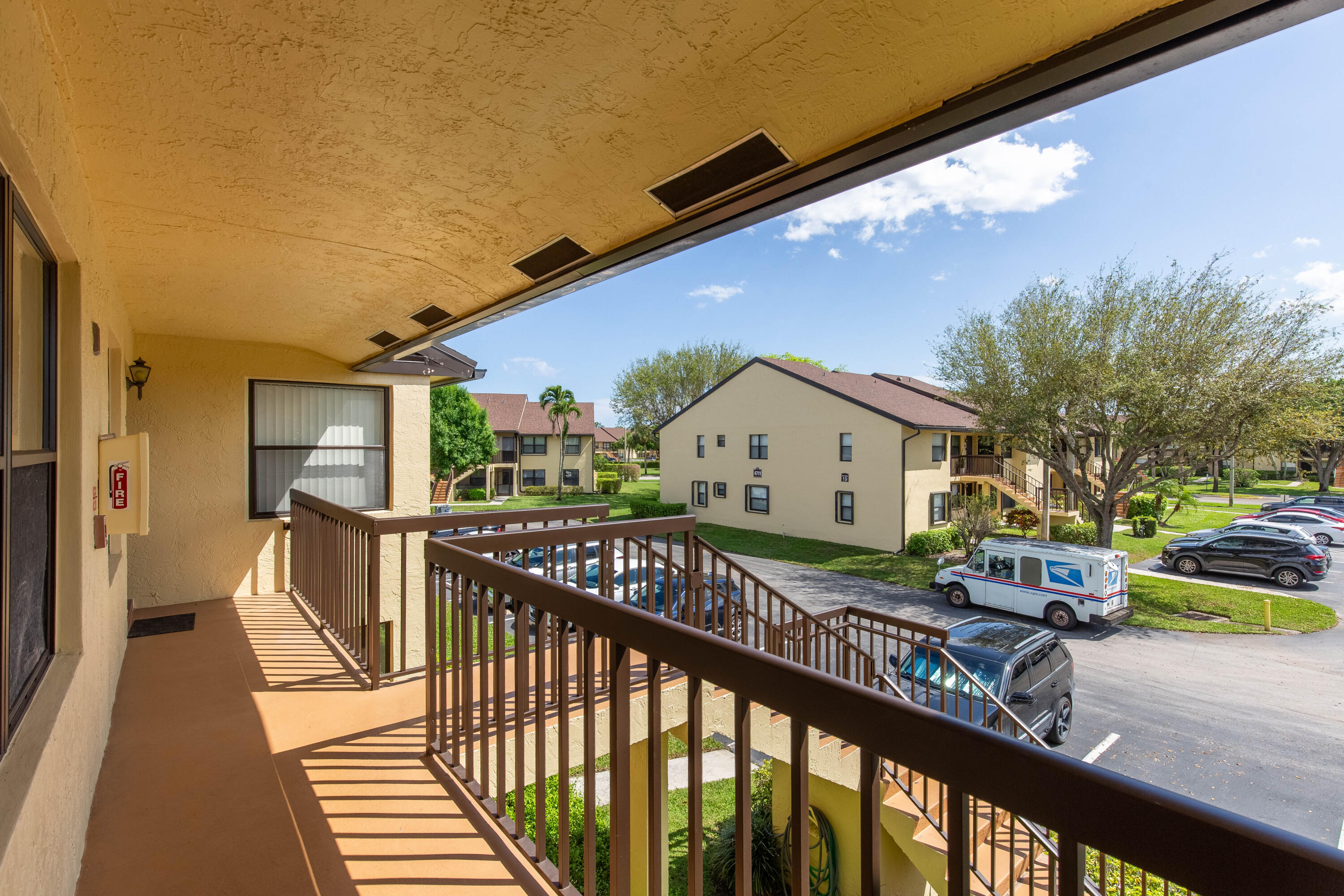 4715 Lucerne Lakes Boulevard E 205 Property Photo 12